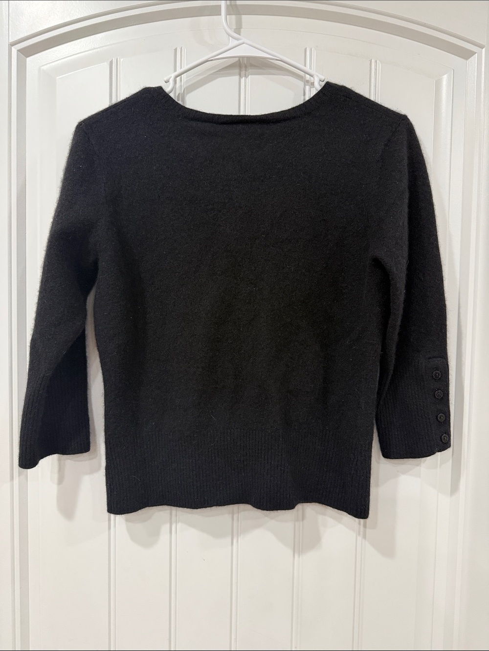 Button-Back Black Women’s Cashmere Cardigan Sweater - Picture 6 of 6